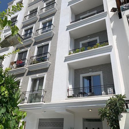 Royal Hill Apartments 2 By Ps Durres Bagian luar foto