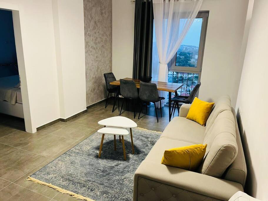 Royal Hill Apartments 2 By Ps Durres Bagian luar foto